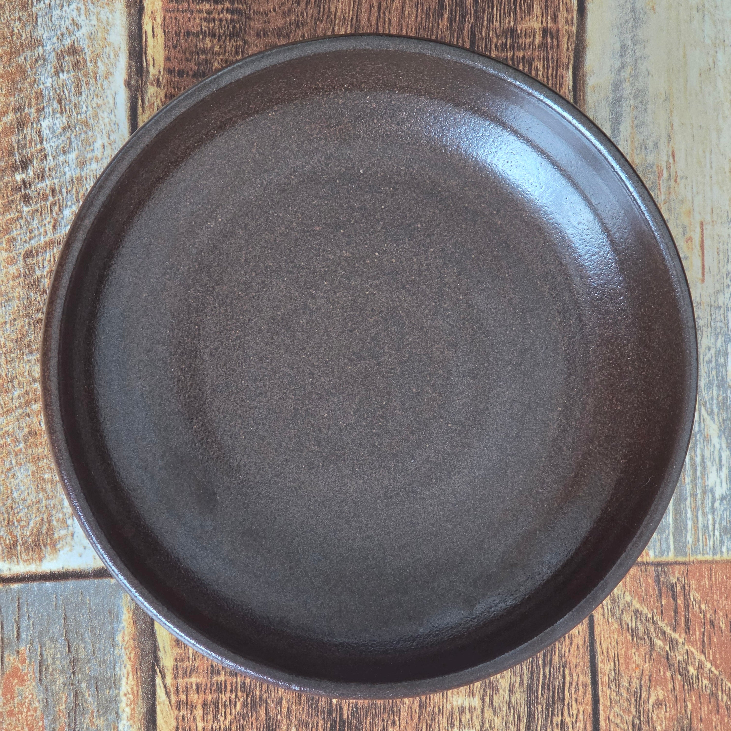 Korean Onggi Serving Plate — Traditional Handcrafted Earthenware